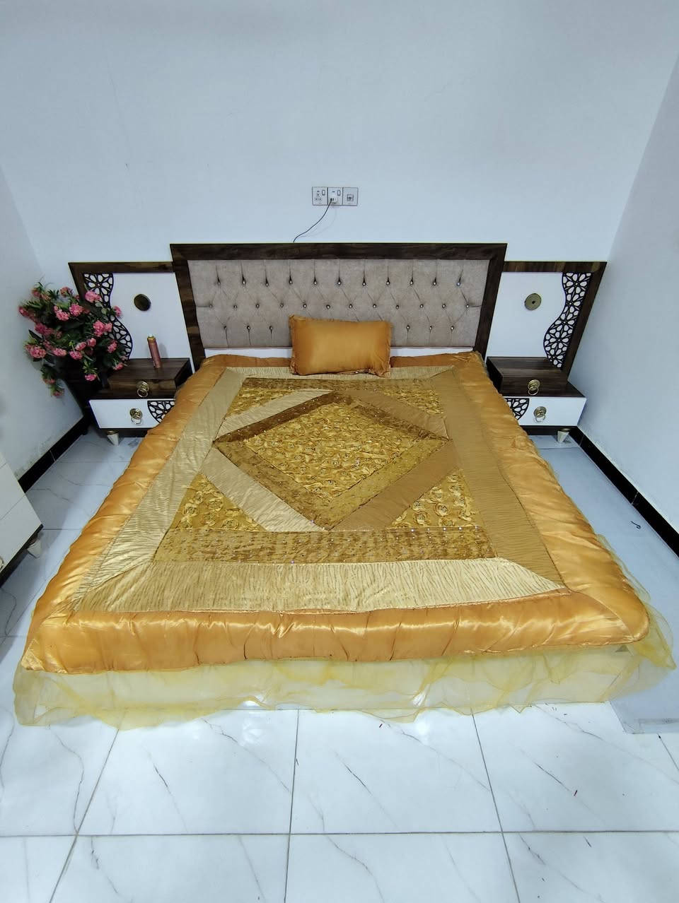 نزلات للبيع مستخدمه ومتروكه
السعر خاص


**إذا كنت صاحب هذا الإعلان وتريد حذفه لأي سبب، رجاءا أرسل رسالة إلى الدعم الفني**