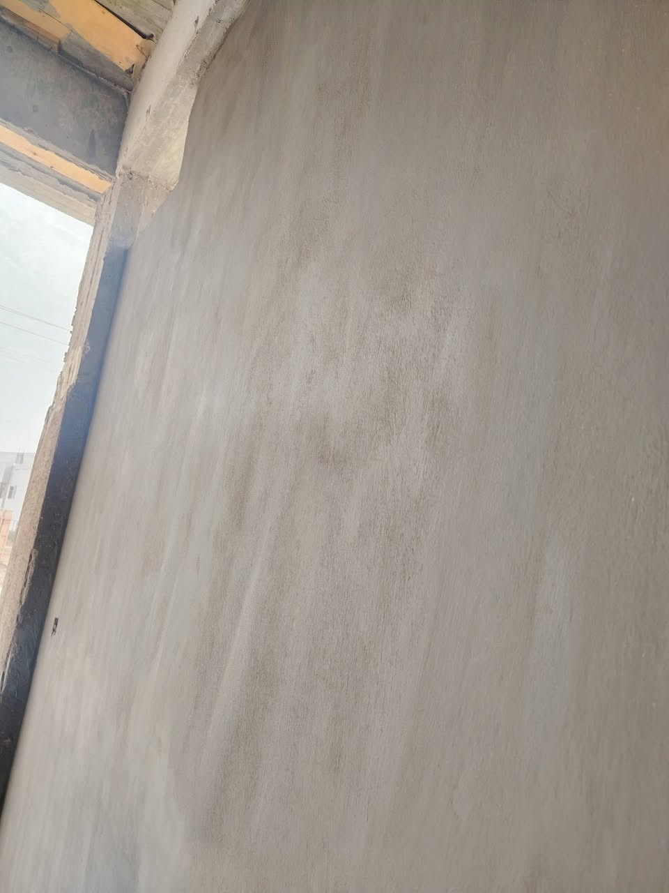 سلام عليكم لباخ متفرغ للعمل داخل النجف باليومية او مگطوعه او على المتر ونعمل بورسلين  وكاشي وتطبيگ سطوح  ونعمل مجاري وماء  للاستفار الاتصال ***********
