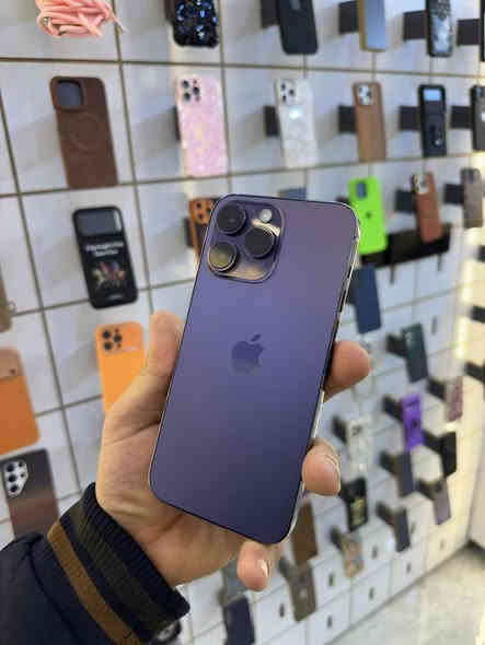 ايفون 14 برو ماكس 
تك سيم 
ذاكرة 256
بطاريه 81
نموذج M
نضافه 100
الجهاز شرررط مامفتوح حاسبه نورمال ضد الماي 
عنوان موصل أيمن سعرو 775 
***********
***********
