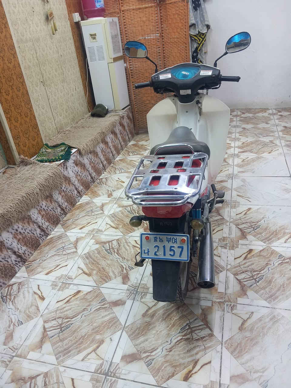 يالله ماطور سرفيز للبيع نضيف وجاهز من كلشي كهربائيات كله شغالله المحرك خير من الله تايرات جدد سعره ٧٥٠ وبي مجال لطيبين الاتصال ع. ***********
