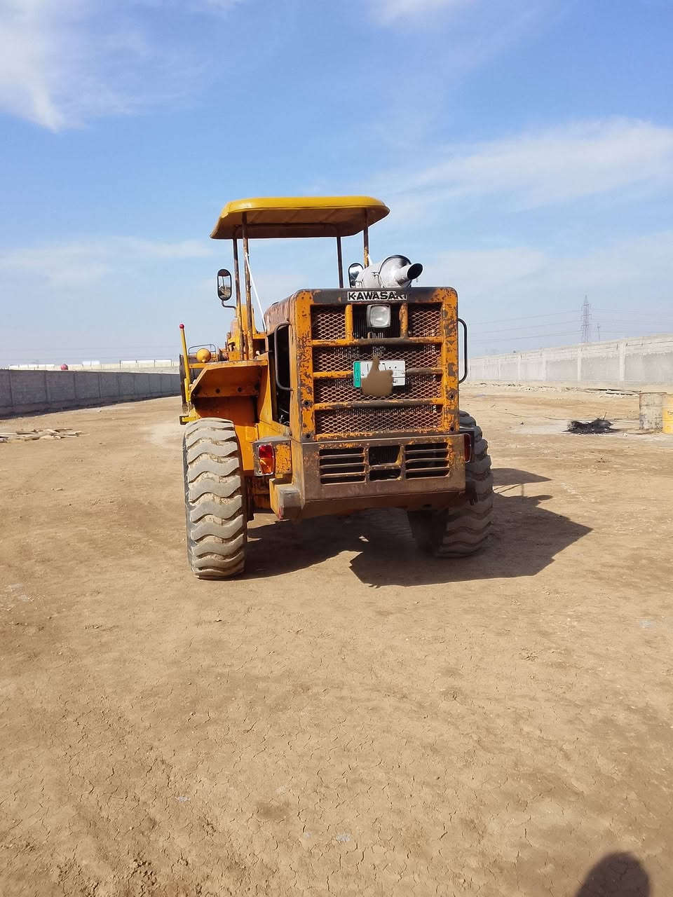 سلام عليكم للبيع شفل كاوسكي حجم 70مديل82 رقم نجف الماني مكينه جاهزه للشقل (***********)
