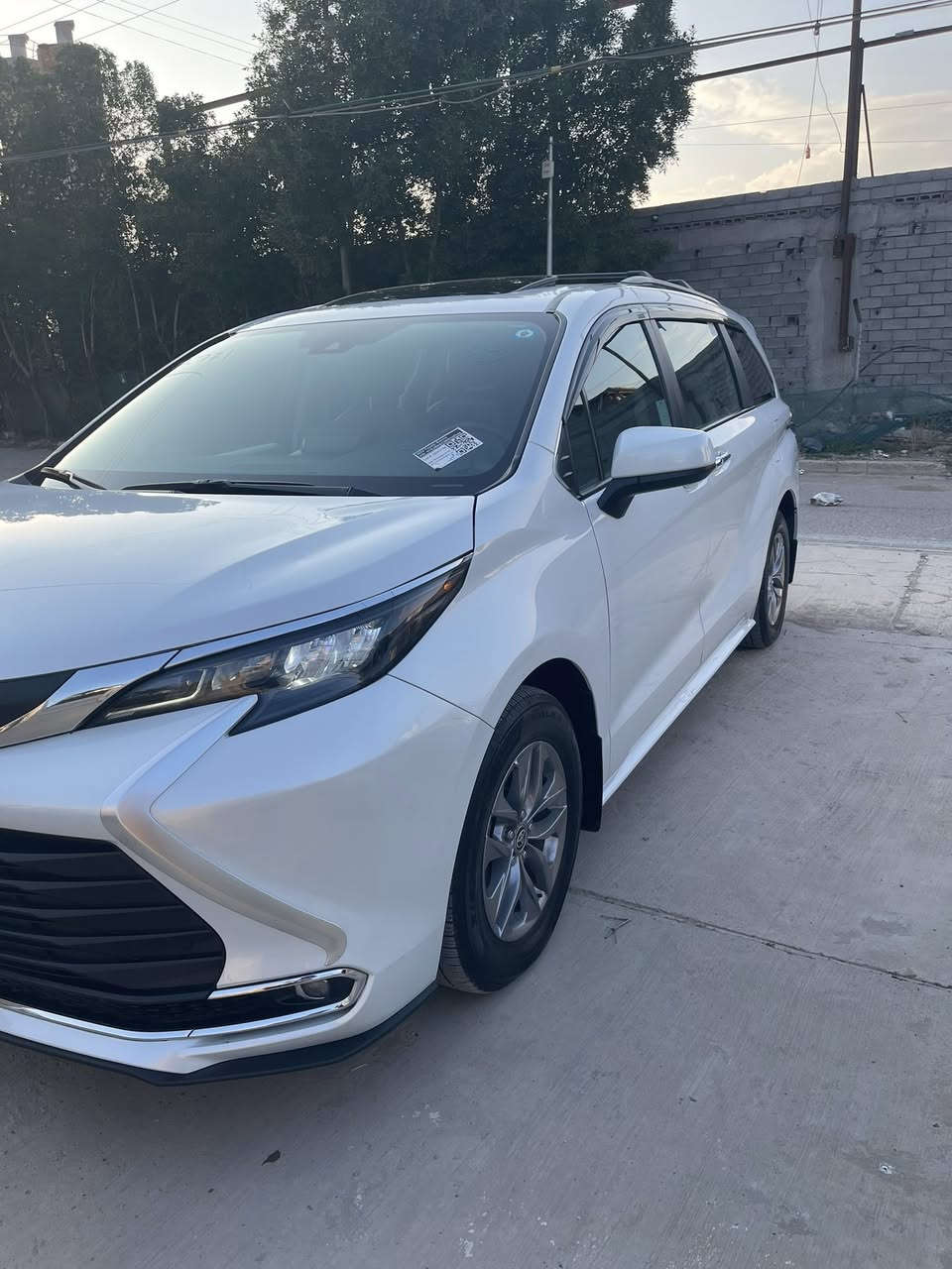 السلام عليكم
للبيع او مراوس
تيوتا سينا 2024 XLE هايبرد وارد امريكي
حجم المكينه :2500 
المسافه المقطوعه : 14 الف
رقم الشاصي 5TDJRKEC8RS220344
الضرر: تبديل قبق جنطه نفس اللون بدون صبغ بارد بالبنيد
                           الايرباك : دركه 

موصفاتها
1.فتحه 
2. شاشه 
3. هندبريك بصمه
4.كشنات جلد
5.بصمه 
6. بصمة ابواب
7.كشنات كهرباء 
8. هيترات بالكشنات
9. بيبان + الصندوك كهرباء
10. رادارات 360
11. كشافات
12. لايتات لد 
13. بكلايت لد مسطره كامله لكزز
14. ثلاث قطع تبريد
15.شحن وايرليس
16.انظمة سياقه عدد 3
17.بردات خلفيه

تفاصيل اكثر الاتصال ***********
مكاني بغداد الكرخ
