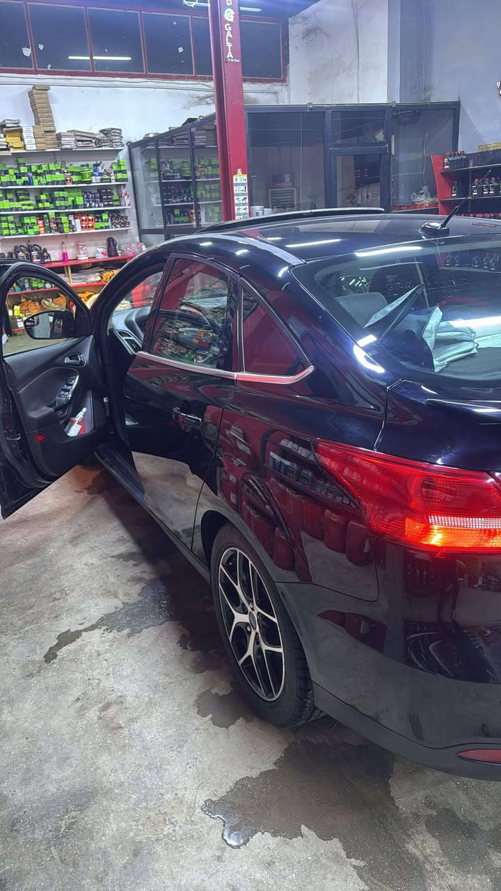 سيارة فورد فوكس للبيع
موديل ١٧ رقم أربيل
 فول مواصفات لون اسود مكفولة
 للاستفسار أكثر الاتصال رقم واتساب ***********
