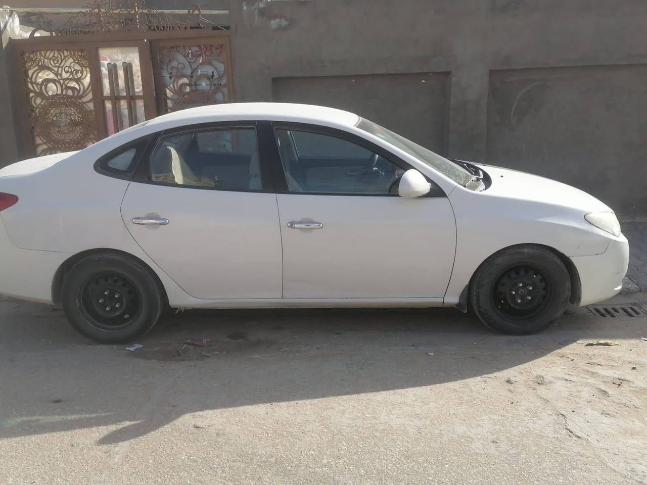 سلام عليكم النترا موديل ٢٠١١ بيه رشات صبغ ما بيه ضربه القويه فقط صبغ تقريبن ٤ قطع اذا نجمعهن كير محرك تبريد حداديه تخم تاير سنويه جديده لغايه ٢٠٣٠ السعر ٩٣ وبيه مجال ***********
