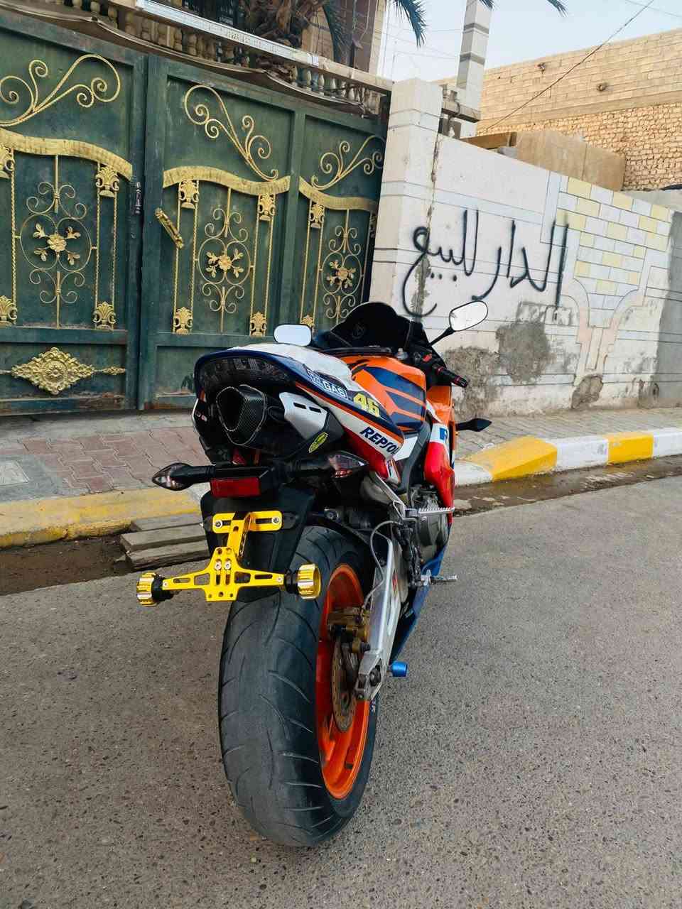 سلام عليكم للبيع ار ار محرك 600 دراجه حلوه السعر 25 وبيهة مجال غليل راعيهة بل رمادي اني مكلف بل نشر هاذه رقمي للاستفسار *********** رجائن الي مو شراي لا يتصل ولا يراسني
