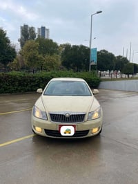 تكسي • ٢٠١١ • كير عادي