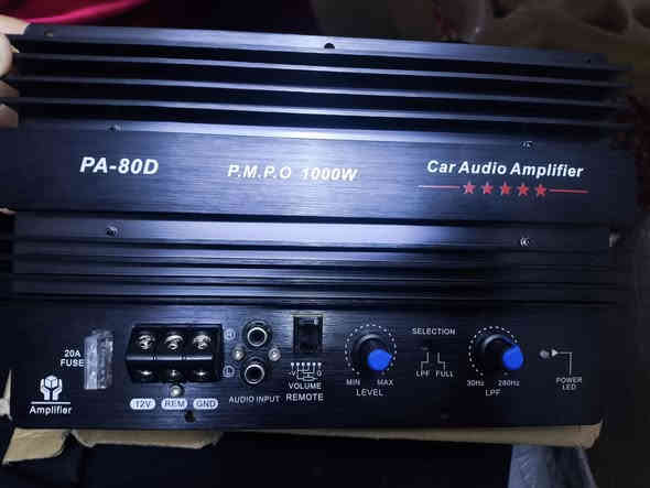 جهاز تكبير صوت 1000W وزنه ثكيل +حديد للسيارات سعره 25 اي استفسار واتساب***********
