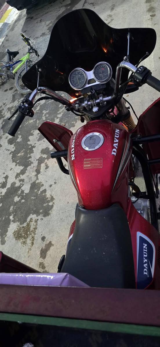 ستوتة دايوان للبيع 2017كامله شاصي مكفول اوراق اصوليه شغاله سلف هندر اي نقص مابيه سعر  مليون 250وبيه مجال بغداد مدينة الصدر ***********
