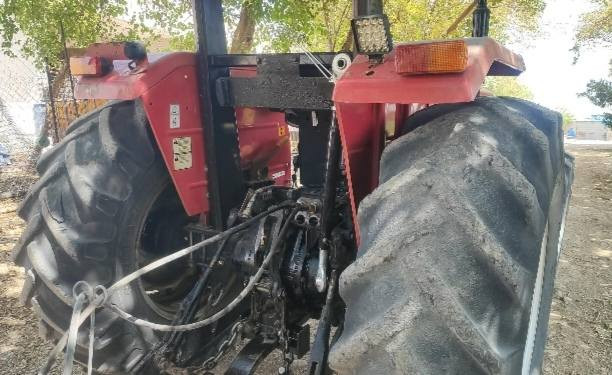 للبيع تركتر ايراني موديل ٢٠١٤ رقم سليمانيه ما مفتوح كلو شركه بم صغير عنوان كركوك *********** ***********
