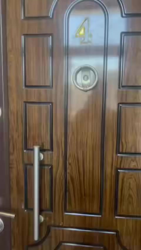 شقة مؤثثة VIP للإيجار
أرضية، تتكون من غرفتين نوم + صالة + خدمات، أثاث حديث ومريحة للسكن.

📍 الموقع: الوزيرية 

للاستفسار والطلب: ***********
