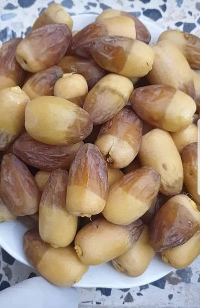 السلام عليكم يوجد #فسائل شويثي اصفر استعمران زاهدي تبرزل حمراوي  ديري واصناف اخرى تجهيز كافة الأراضي كرسته وعمل 
والي محتاج #مكربجي او تعديل وزراعة الحدائك او كص الاشجار والنخيل
تجهيز وعمل كافة المحافضات 
***********
***********
