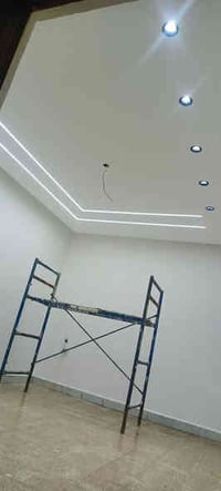 عملي الديكورات الداخليه والفلين الخارجي وجميع انواع الصباغ وعمل ماده ر...