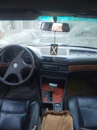 بي ام 735 • محرك شرط • ناحية القياره