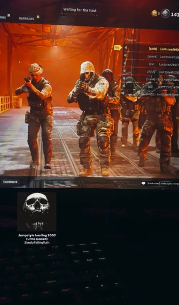 بي سي قيمنق كامل (i5 الجيل العاشر + RTX 2060) مع شاشة سامسونج 165Hz

المعالج (CPU): Intel Core i5 (الجيل العاشر) - معالج قوي وحديث يوفر أداء ممتاز في الألعاب وتعدد المهام.
​كرت الشاشة (GPU): NVIDIA GeForce RTX 2060 - يدعم تتبع الأشعة (Ray Tracing) وتقنية DLSS لزيادة الفريمات.
​التخزين (مساحة عملاقة وسرعة طيارة):
​1TB SSD: النظام يشتغل في ثواني والألعاب تفتح بسرعة البرق.
​1TB HDD: للتخزين الإضافي.
​(مجموع التخزين 2 تيرا بايت).
​الرامات (RAM): 8GB.
​البور سبلاي: 700W
التبريد: مشتت هوائي احترافي للمعالج + 6 مراوح RGB موزعة لتهوية مثالية.
​الكيس: كيس قيمنق واجهة زجاجية فخم يعرض إضاءة الـ RGB بشكل جميل.
​النظام: ويندوز 10 (Windows 10) مثبت وجاهز
الشاشة: Samsung احترافية بتردد 165Hz - ألوان وانسيابية خرافية تفرق معك في اللعب .
​الكيبورد والماوس: طقم Redragon (شركة معروفة) بإضاءة RGB وشكل أنيق.
الجهاز وحش يشغل Call of Duty, Overwatch 2, Fortnite, Apex Legends, GTA V) بفريمات عالية جداً وثبات تام.

السعر :750,000 قفل 
مكاني كربلاء يوجد توصيل كربلاء حلة نجف بغداد 
التواصل واتساب : ***********
