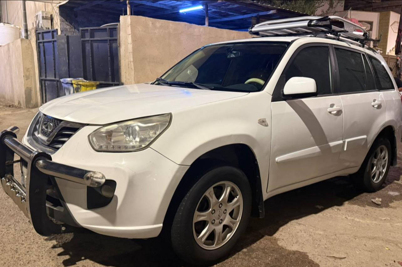 السلام عليكم 
سيارة تيكو 2013 للبيع
جاهزة كير ومكينه وحداده 
دواخل نظيفه تدفئه تبريد 
شاشه لمس.  تحكم ستيرن 
تنته شغاله  كهربائيات كله شغاله على بلاد 
سياره بيه درع امامي وخلفي ودوشمه كشنات ونايلون اصلي 
كشنات تدفئه  السيارة جاهزة رقم بصره وراعيه يريد تحويل 

السعر (58) مكاني البصره الشراي يتصل 
***********
