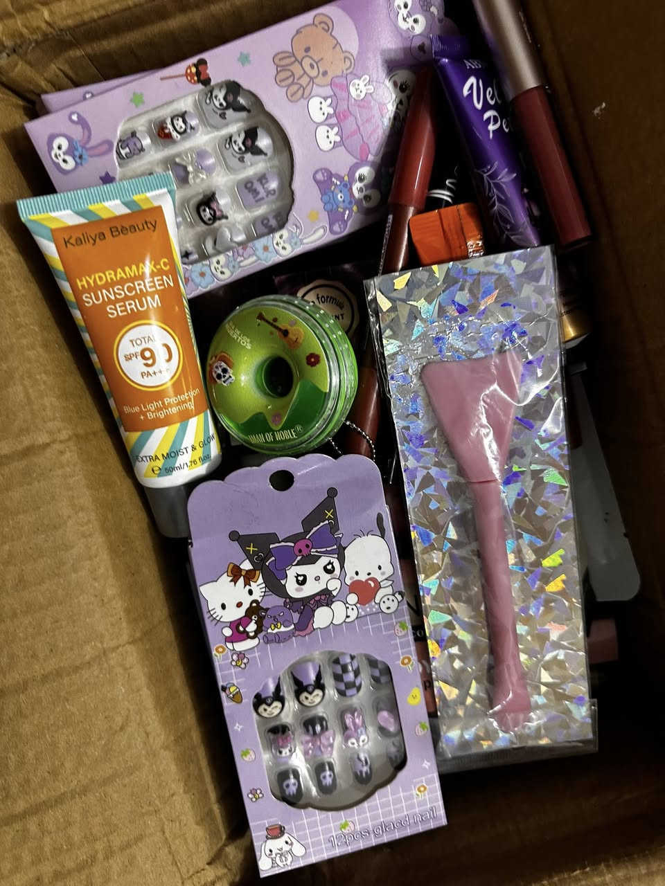 شلعة مكياج ٥٠ قطعه
ب٢٠ مع توصيل. مقطع الهن  راسلوني خاص


**إذا كنت صاحب هذا الإعلان وتريد حذفه لأي سبب، رجاءا أرسل رسالة إلى الدعم الفني**