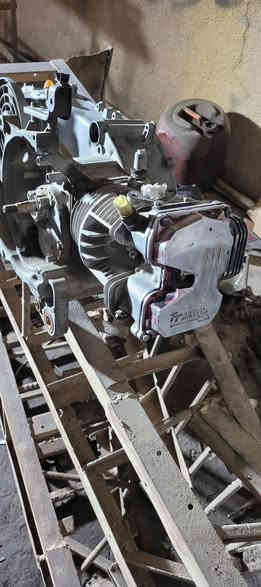 السلام عليكم مكينه سكنس حجم ٥٩ روله رياضي بيها تعلاوه بوشه اصليه كور تتمارك مسح للبيع 
وجويتر خطين 
وسبايدر جبلي مكاني شعله اكو توصيل 
***********
