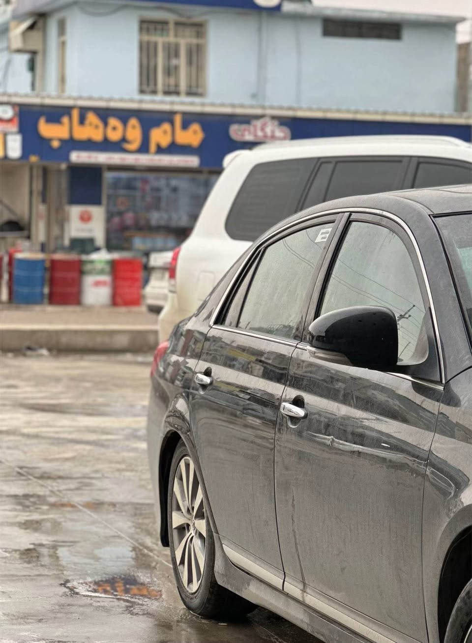 مودیل 2011
لیمی تیدی
قەپات موسفاتە 
هیچ لیدان نوسبوخی نیە تەنها ٣جیگیا سەردە کوتە
رەقەم سەنەوی هەموو نوهیە *********** Singapore
