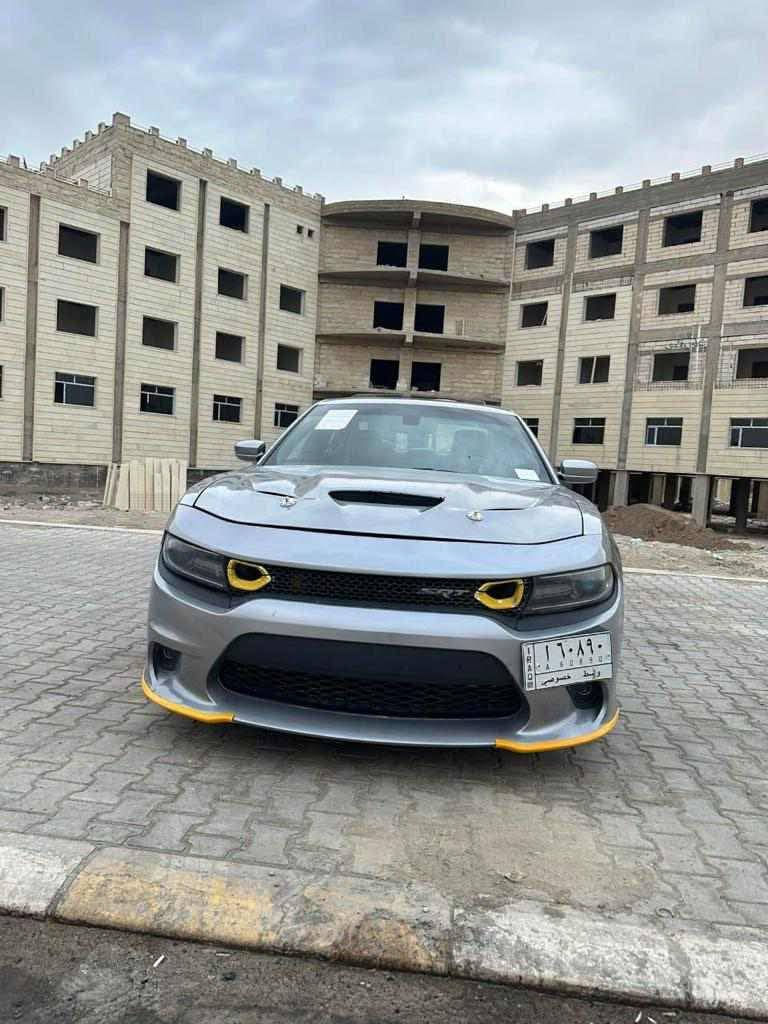 سياره موديل 2017 رصاصي صدر الحمام اصلها 2015 داخله باسم معوق رسمي وهسه داورتها باسمي هزه جديده رقم واسط انكليزي تتحول بكل محافضات حادثها مال امريكا جاملغ وبنيد فقط بدون دواخل بدون شاصي لا لغد سياره عليها كت كامل srt وفتحه سلايد وبيها رشه صبع بالتكمه الوره فقط لابارد ولا مجوايه ضربه بسيطه سياره استخدام شخصي مامشتغله خط ماشيه 110 miفقط بيع او مراوس باوباما جارجر دورنكو جيب فقط مكان حاليا تكريت ***********
