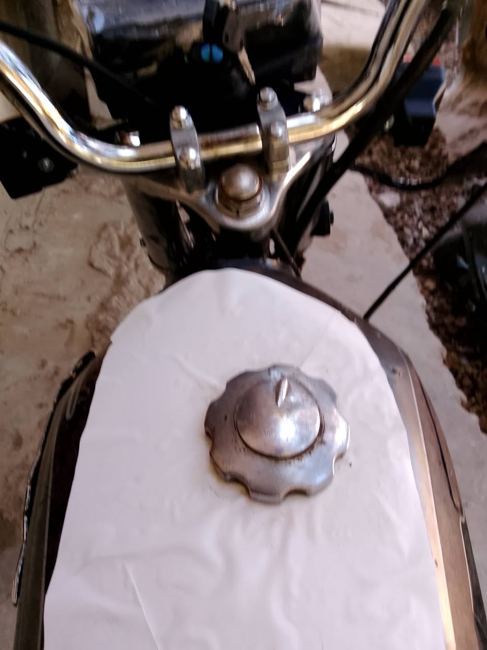 سلام عليكم سيفان 21 مكينة ما مفتوحة 325 قفل مكاني بغداد اليوسفية ***********
