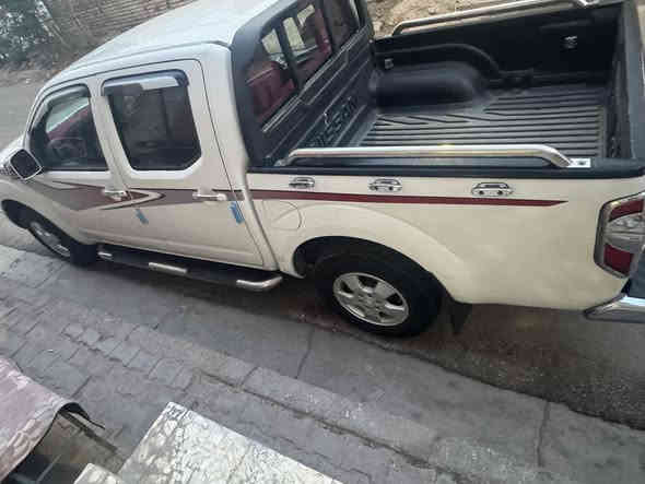 نيسان نيفارا 2014 
مكفوله ما عدا ملاحضات بسيطه 
السعر 118 
***********
