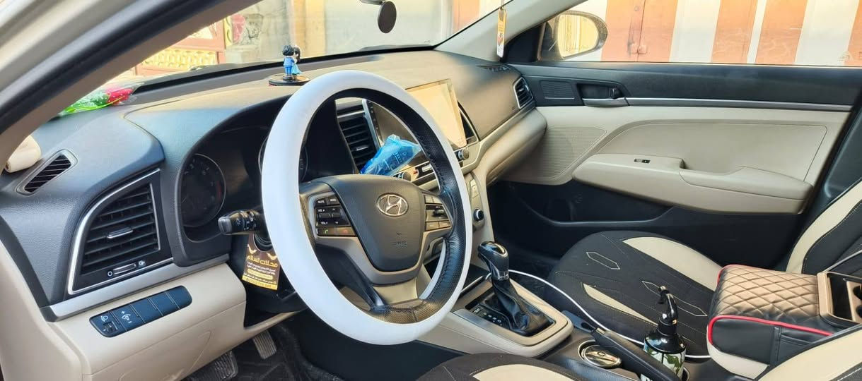 انترا ) شكل ال١٧ بلسنويه١٦/سياره بأسمي كلين بيها بل  دوسه صبغ شبر فقط  محرك ١٦شرط 5ويل گب سياره جديده بمعنى الكلمه شرط التحويل الي عنده اي استفسار يتصل علئ الرقم  ***********
