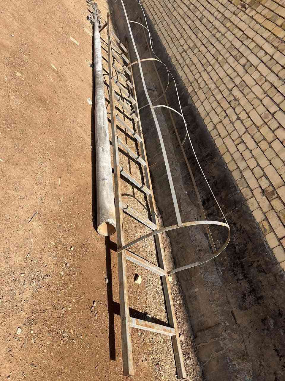 تغليف جدران ام دي اف ابيض70 قطعه
طول 280 سم وعرض 40 و50 سم

مع الزوايا والترايش مالته

درج طوارئ ست مترات ثقيل

جمعيات حجي حسن

***********
