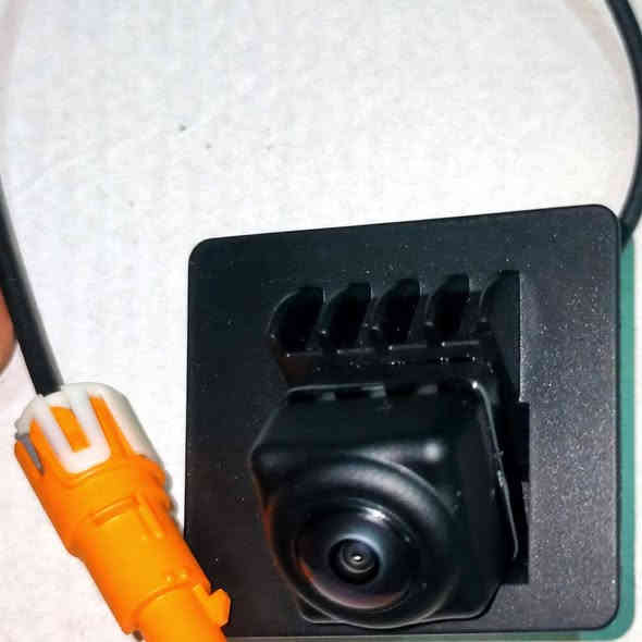 متوفر كاميرا خلفية ماليبو ٢٣-٢٤ 
للتواصل على بريد الصفحة اى تواصل واتس اب على الرقم : ***********
متوفر توصيل كل المحافظات
