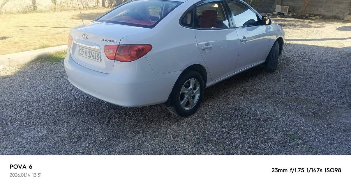 النترا للبيع
موديل 2011 
مكفوله من كلشي لا ضربه ولا صبغ ولا تبديل ليبل واحد
 مكينه 1600 
السعر 120 بيه مجال بصيط
***********
