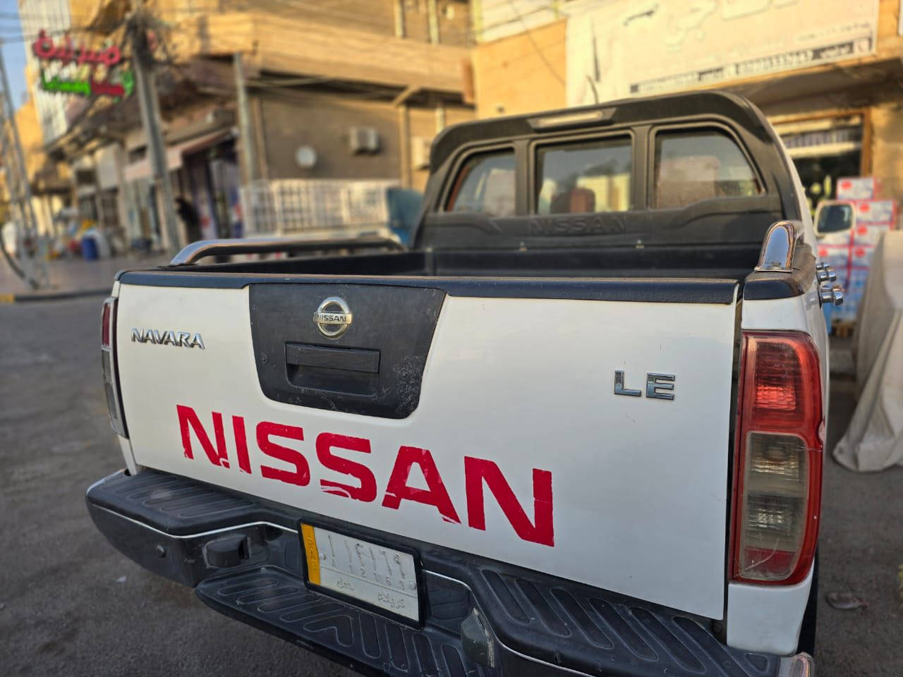 نيسان نيفاره للبيع موديل 2014 مابيهه صبغ فقط تكحيل 130 وبيهه مجال كربلاء حي النصر *********** ***********
