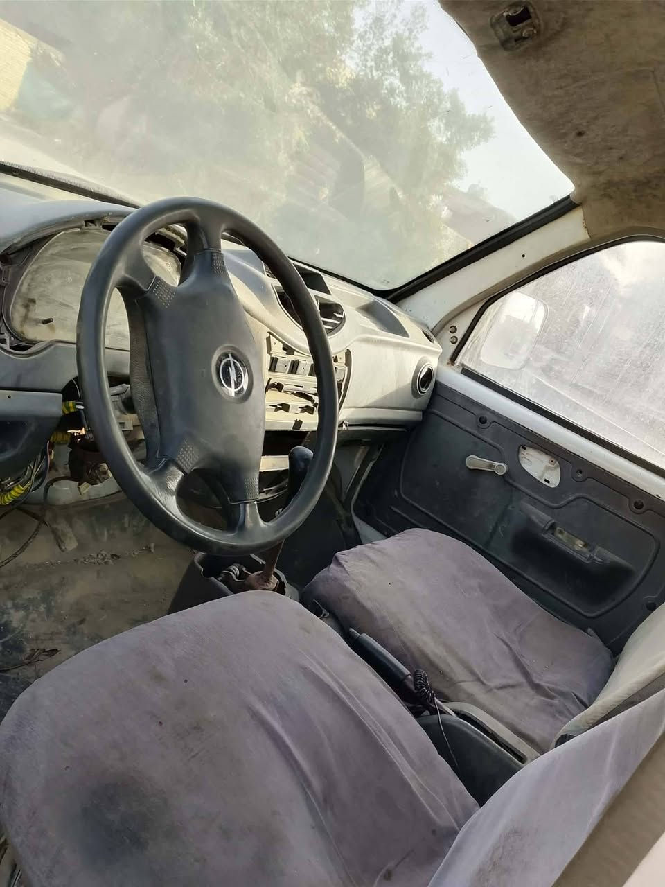 جمبي محور مكينه وكير بنكو رقم اصفر بدون شرعي اتكفل سرقه وعشا ئر السعر مليونين وبيه مجال ***********
