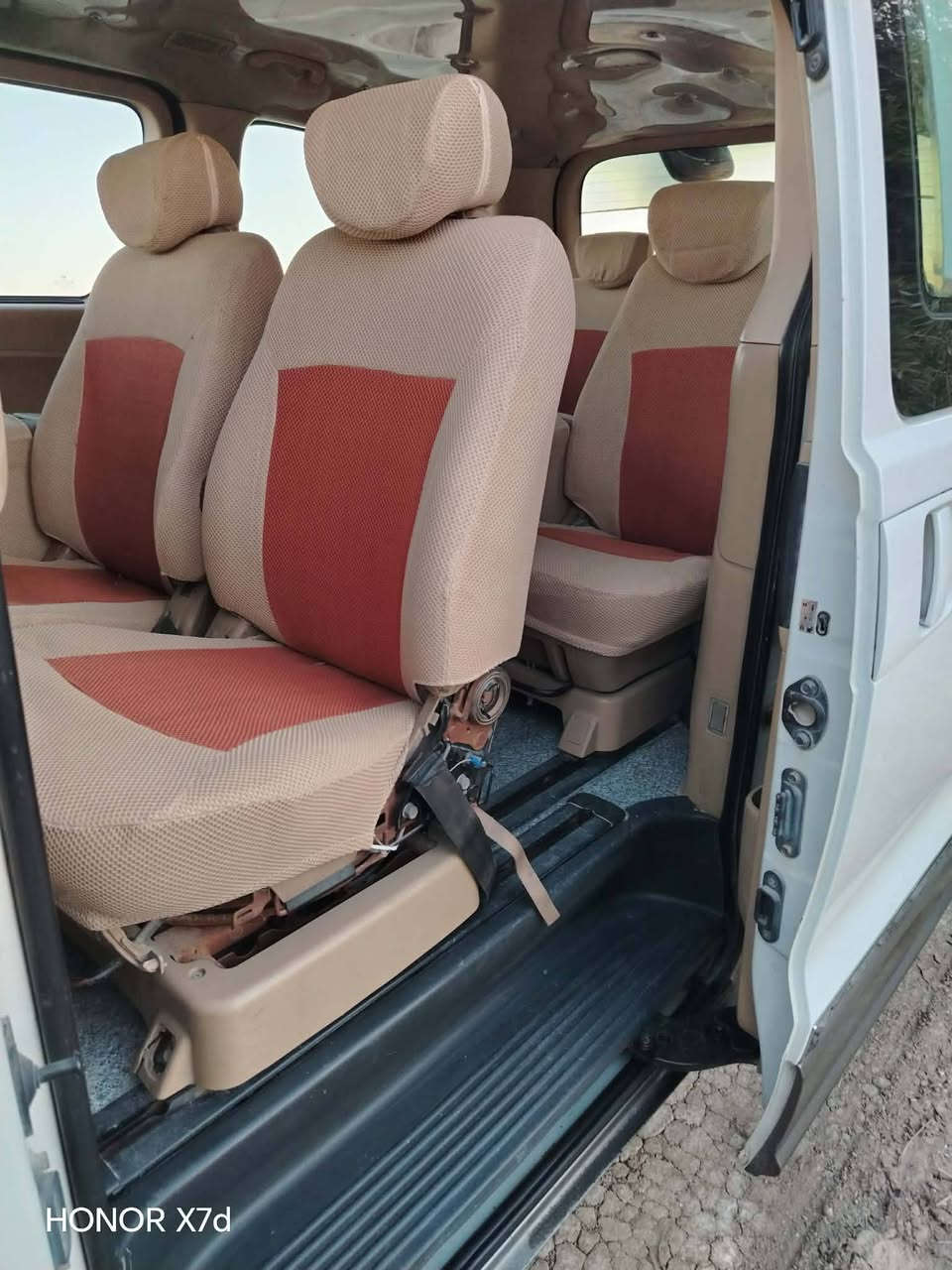 السلام عليكم ستاركس 2015مفتوح
سياره كفاله لاضربه ولاتبديل ولاصبغ كلشي موضح بلفيدو
حداديه تخم تاير مكينه كير اكسن جاهزات ‏‪***********‬‏
***********
