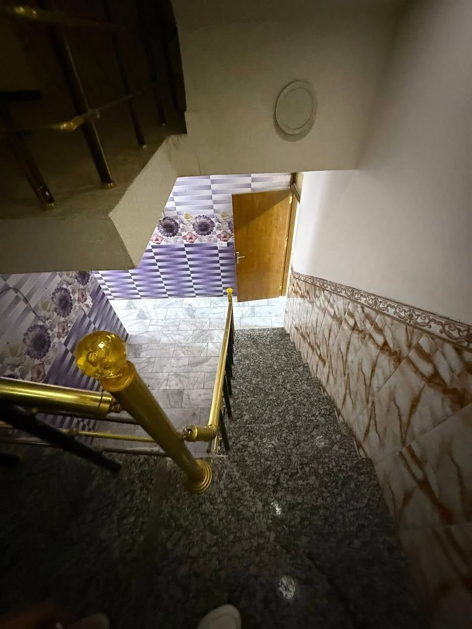 💎 للإيجار في السيدية 💎
📢 منشور رقم: ((559))
🏠 
بيت💒 طابقين  مساحة 80 متر
يصلح تجاري 
يتكون من:. 
💠2 غرف نوم 
💠 صالة واسعة
💠 مطبخ 
💠 خدمات عدد2

بدل الايجار 900الف
📍 الموقع: السيدية مربع الـ الكويتي ”  

————————————
📞للاستفسار:☎️ ***********

📍 موقع المكتب:
 السيدية
