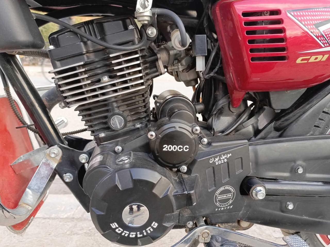 سيفان موديل ٢٦ كفاله حتي من الشخط 
محرك ٢٠٠ والسعر مناسب 
***********
