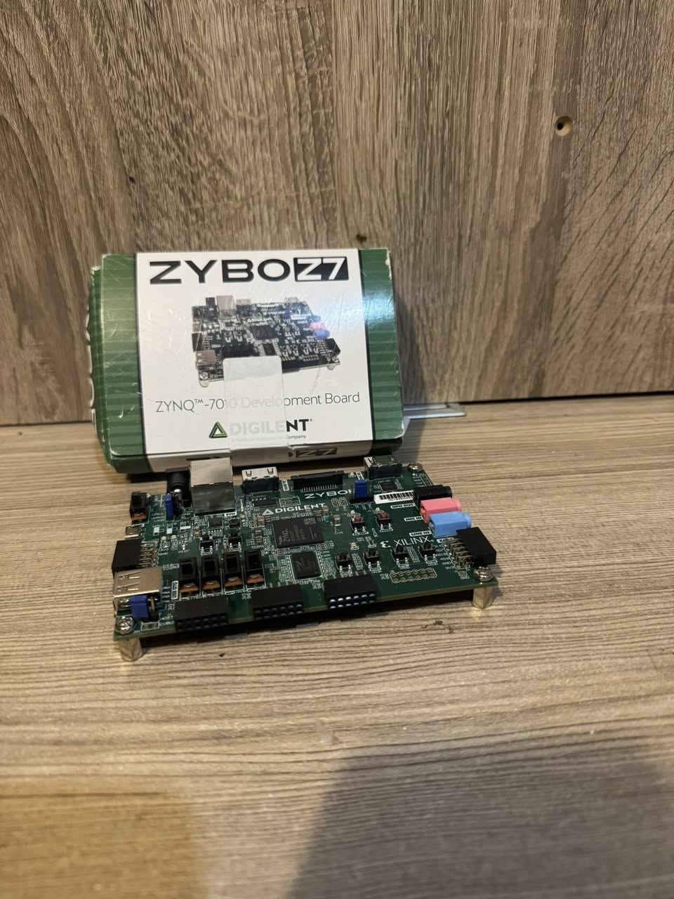 سلام عليكم اخوان
متوفر ها قطعه  ما اعرف مال شنو 
بس غاليه بل موقع 
مزاد اعلي سعر ابيع


**إذا كنت صاحب هذا الإعلان وتريد حذفه لأي سبب، رجاءا أرسل رسالة إلى الدعم الفني**