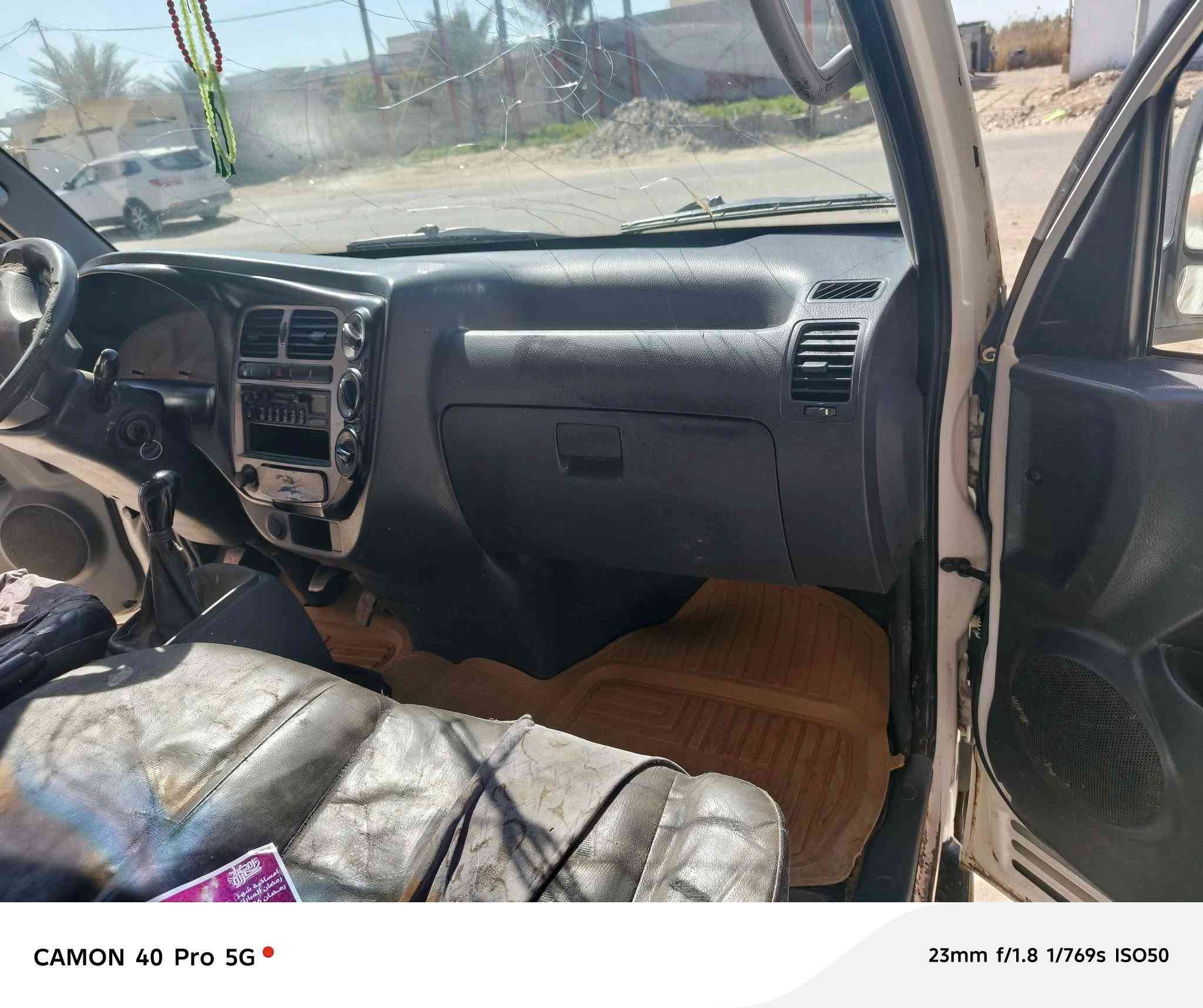 سلام عليكم
كية للبيع موديل ٢٠٠٦ 
باسمي رقم دولي مشروع وطني تحويل ثاني يوم 
سنوية صالحة ل٢٠٣٠ 
مكينة نضيفة 
للبيع او المراوس بكية ٢٠٢٠ وفوگ 
للاستفسار اتصل 
***********
