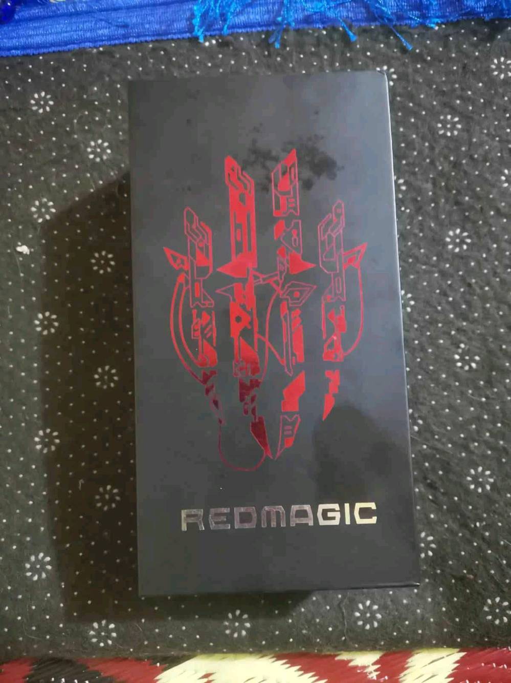 ريد مجك 6rللبيع مكاني بغداد الحسنية 
90فريم ببجي بي شفتات جهاز نضيف نضافتة فول سلاسة فول رقمي***********