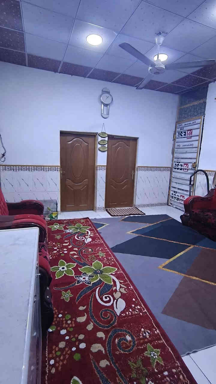 عاجل.. دار للبيع في موقع استراتيجي بالكوفة!📍
​المكان: شارع المطار القديم.
​المساحة: 170 م.
​المكونات: 2 غرفة، استقبال، صالة، مطبخ، حمامات.
​الحالة: أساس صب، سقف كونكريت، جاهز للتسليم.
​السعر: 49 مليون وبي مجال.
​📱 رقم الهاتف (واتساب): ***********ملاحظة/تستلم البيت جاهز من كلشي حتى السقف الثاني الي للغرفة يكمل قبل لا تستلم
