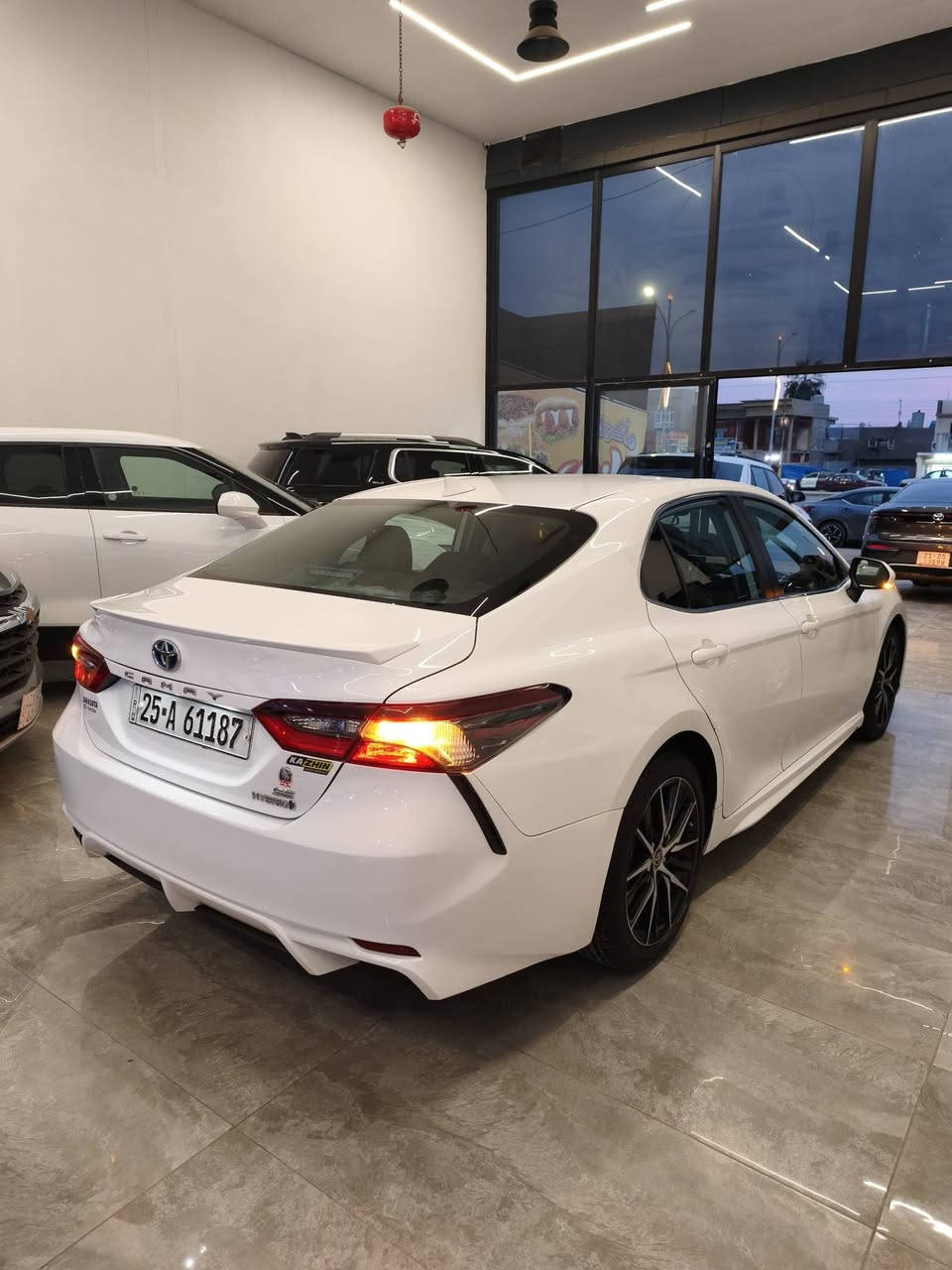 النوع : تويوتا كامري هايبرد se

اللون:  ابيض

الموديل : 2024

عداد المسافة:  24 الف مايل

السعر  :  210$  ورقه 

الضرر : بدون ضرر.. تقرير غرق 
رقم كركوك 

المواصفات : SE

بصمة تشغيل 
بصمة ابواب
كرسي  جلد
كراسي كهرباء
تدفئة كشنات
تحكم ستيرن
رادار امامي رادارات جانبية
قياده ذاتيه
تحديد مسار
مانع انزلاق
شاشه كبيره ايباد
لايت زنون
العنوان : كركوك شارع المعارض
معرض العدل لتجارة السيارات الحديثه 
للإستفسار التواصل مع 👇
***********
***********
***********
