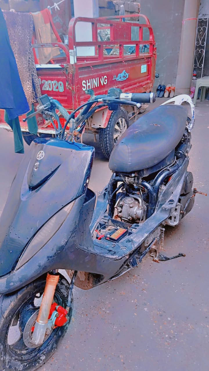 سلام عليكم دراجات ماكس نظيفه للبيع سعر 200 وبيها مجال الرقم ***********
