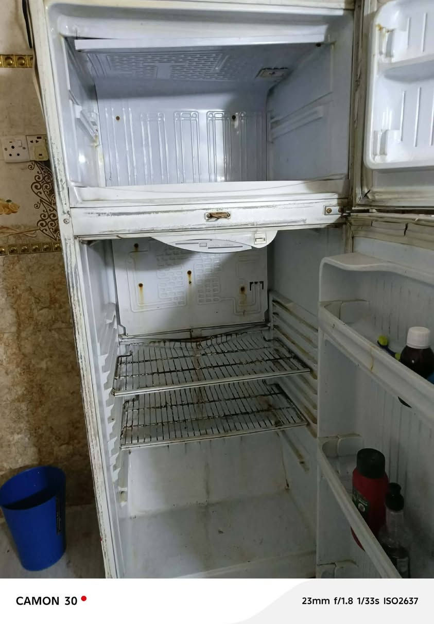 سلام عليكم  تكيف للبيع نوعيته مديا ممصلح ونضيف كلش ب275وبي مجال وثلاجه بس الجوه متبرد ب 100


**إذا كنت صاحب هذا الإعلان وتريد حذفه لأي سبب، رجاءا أرسل رسالة إلى الدعم الفني**