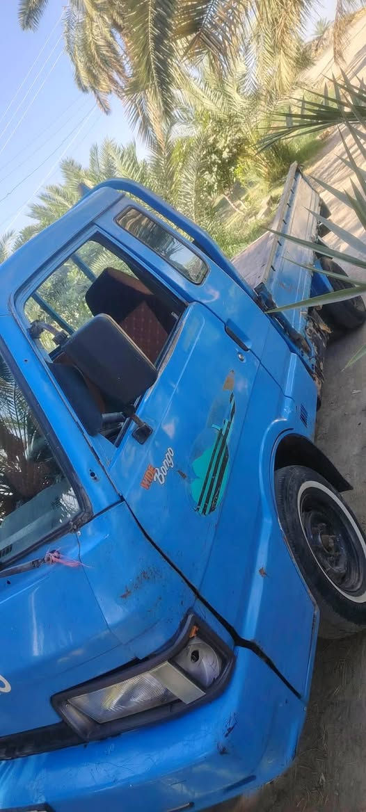 السلام عليكم كيا للبيع موديل 94 قير ماكينه مقفول شاصي كفاله رقم بغداد مشروع وطني الاستفسار على رقم //***********
