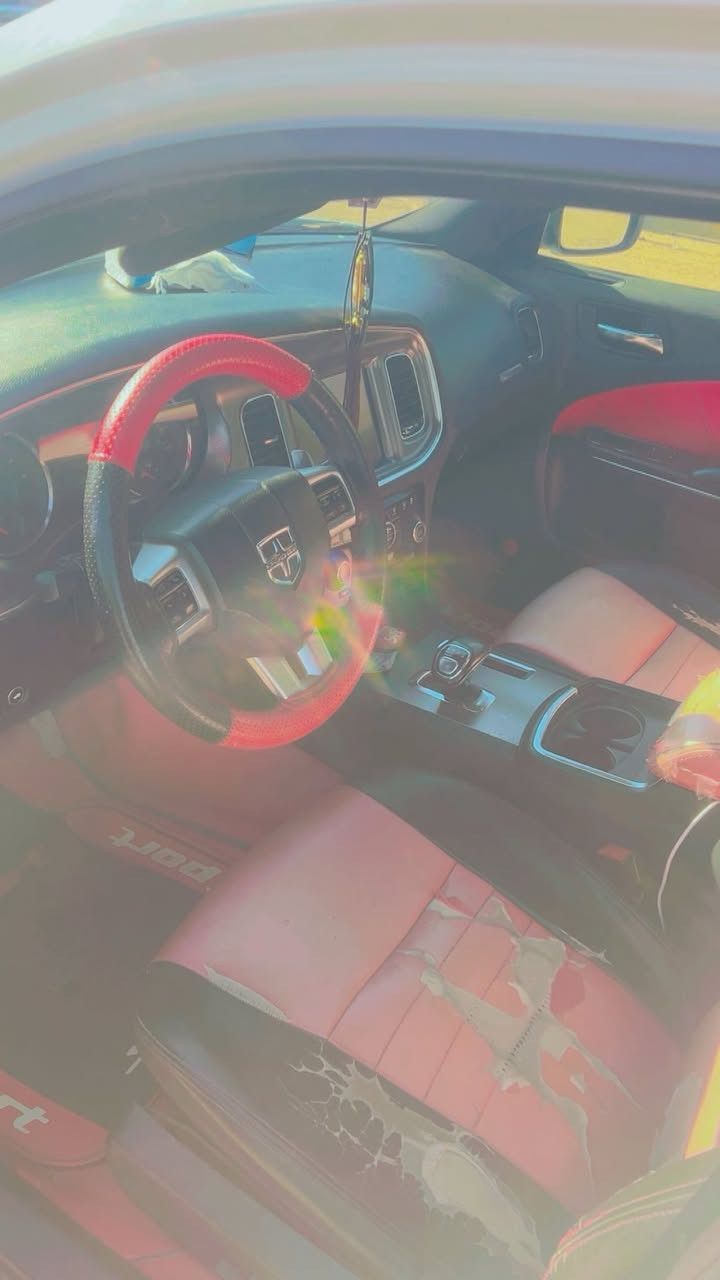 سلام عليكم جارجر البيع مديل /14 بيه 3قطع بيع مستعجل سعر 140 وبيه مجال***********
