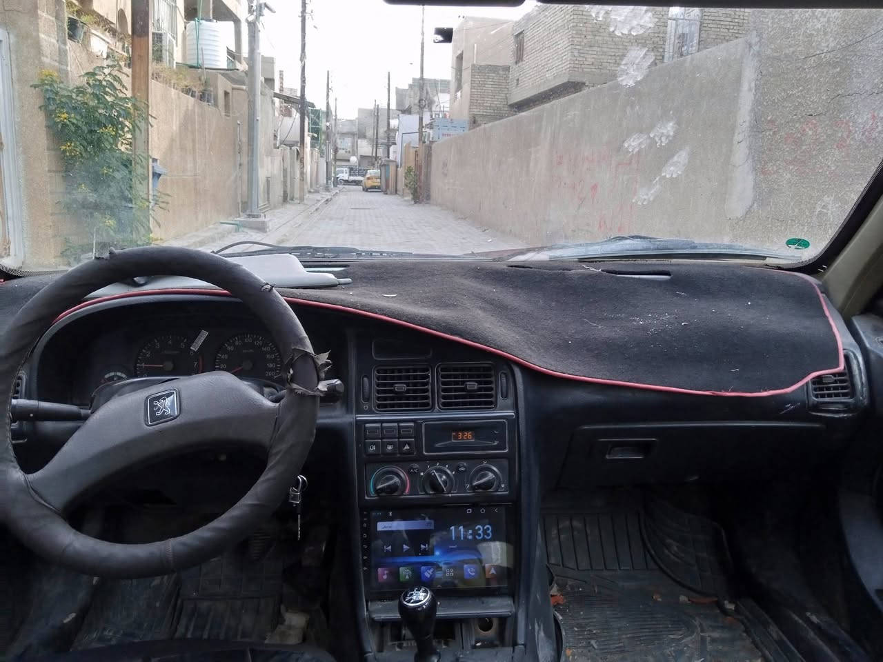 السلام عليكم بيجو روى للبيع موديل 2009سيارة محرك خير من الله كير جديد بس ثاني يفلت تخم تاير جديد صدر جديد سيارة جديدة الله شاهد عليهة هيئة 450وغرامة 100الف اني اصفرهة سيارة سعرهة ب22ورقة بيهة مجال للطيبين رقمي ***********
