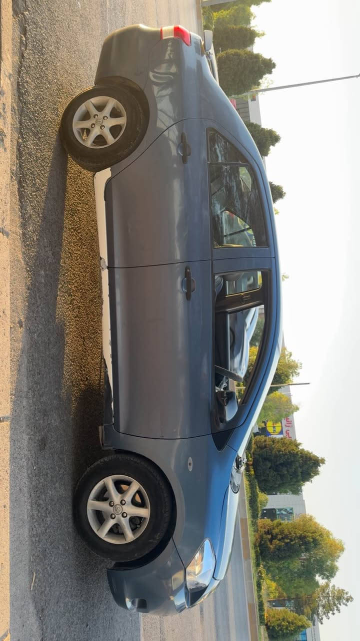 تۆیۆتا یارس 2007 بۆ فرۆشتن
• جۆر: تۆیۆتا یارس (Toyota Yaris)
• مۆدێل: 2007
• نرخ: 70وەرەقە (7,000$) .
• بۆیاخ: 6 پارچە بۆیاخی هەیە.
• ئێرباگ: ئێرباگی سەکن (تەنیشتی شۆفێر) تەقیوە.
• سەنەوی: 2 مانگی ماوە بەسەربچێت.
*********** السليمانية, العراق
