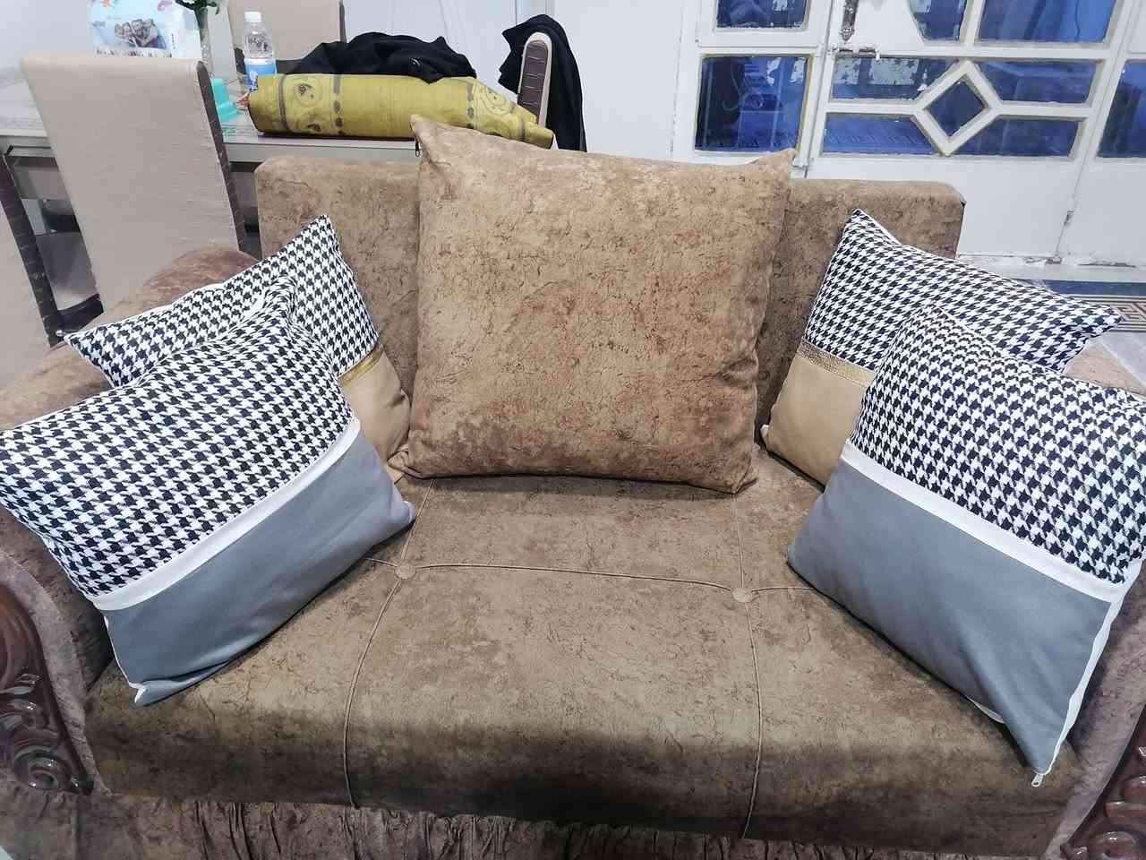 تخم للبيع ب ٣٥٠ وبي مجال عشره مقاعد


**إذا كنت صاحب هذا الإعلان وتريد حذفه لأي سبب، رجاءا أرسل رسالة إلى الدعم الفني**