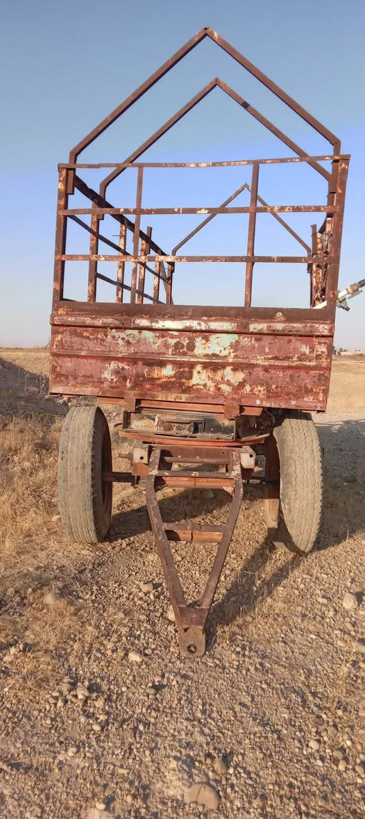 للبيع عربانه السعر
مليون و ٢٥٠ الف وبيها مجال 
***********
***********
