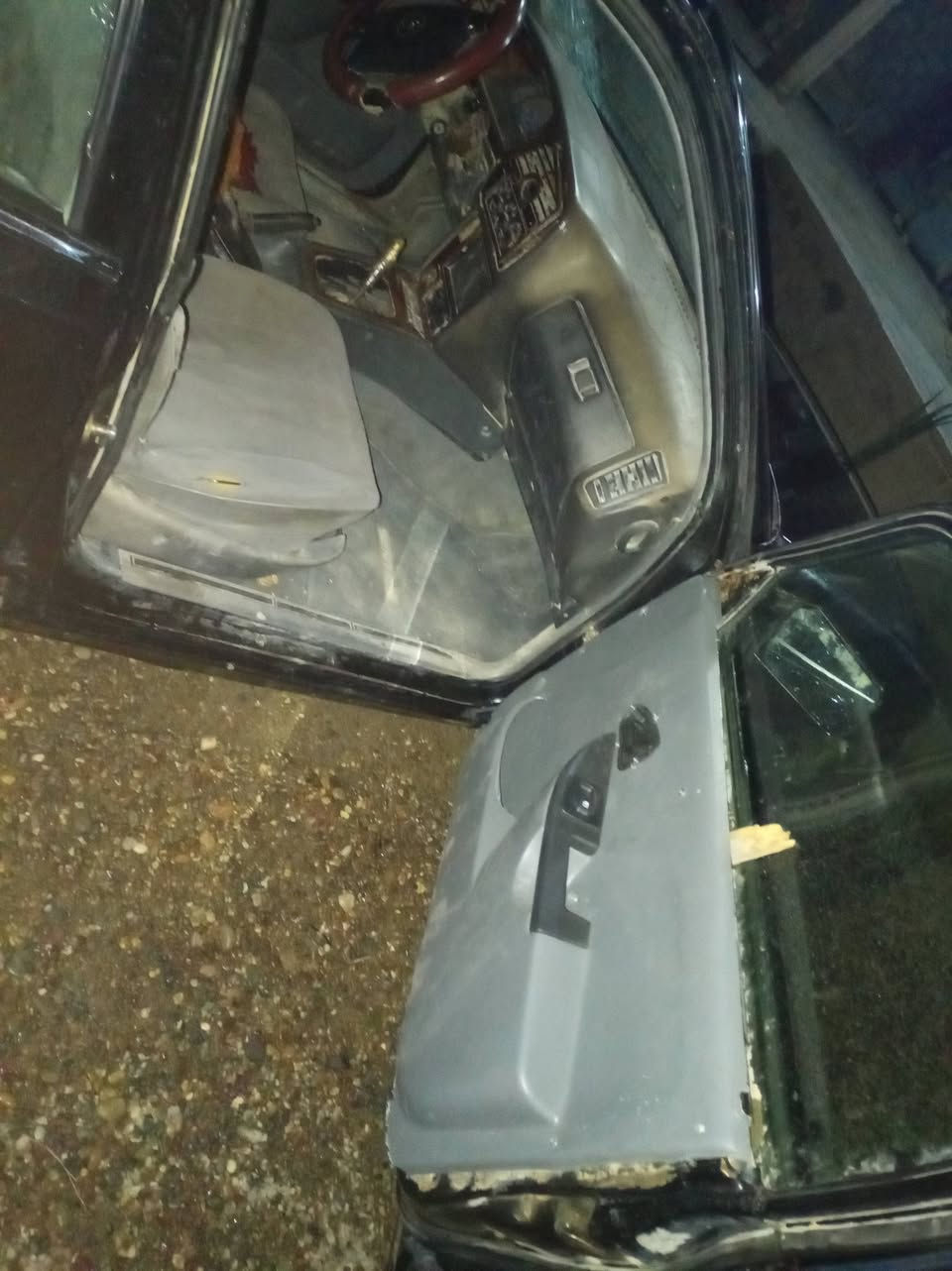 سلام عليكم سياره للبيع او مراوس اصولي السعر 17 وبيها مجال هاذ رقمي ***********
