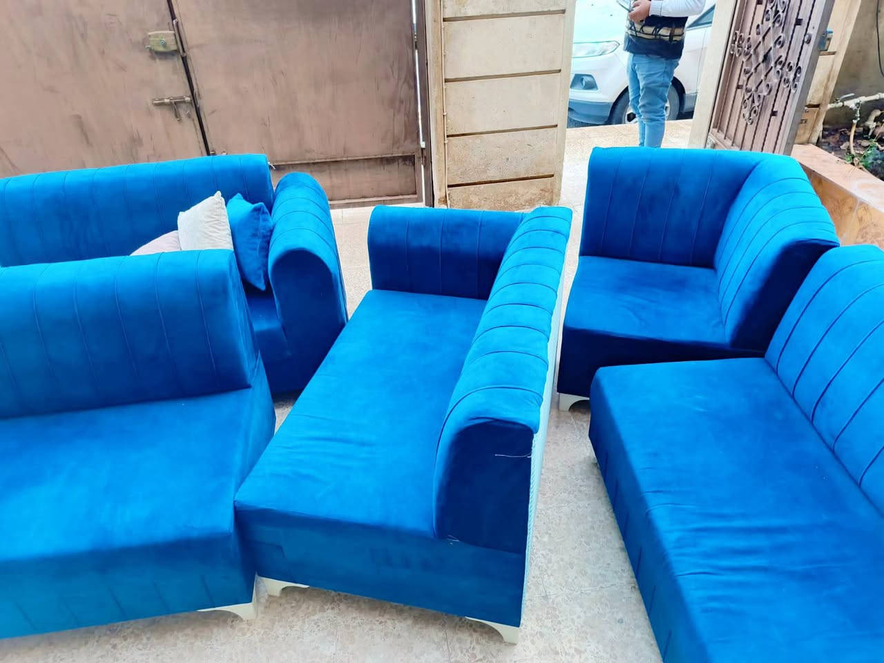 تخم للبيع استعمال شهر مابي اي عيب ولا اي كسر
***********
