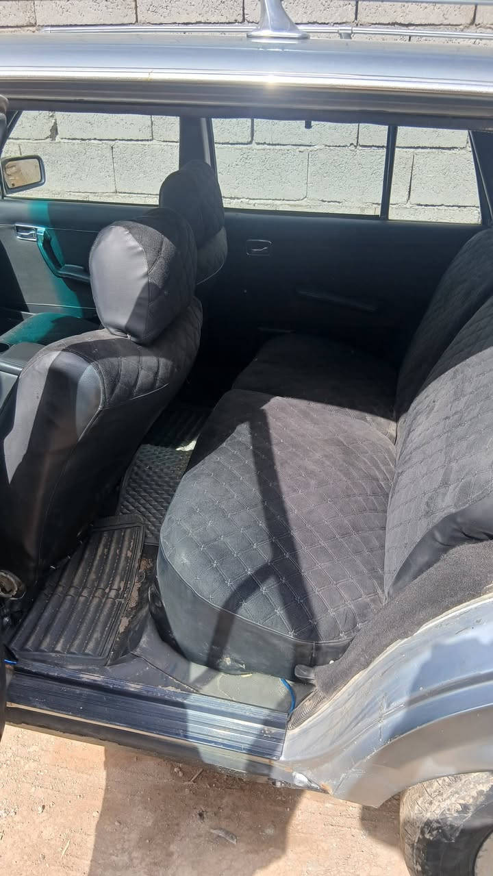 السلام عليكم  رمضان كريم عليكم 
اخوان مارسدس موديل ٨٤ سياره جاه ه تخم تاير حداديه كير ومكينه جدد  محور ففتي ٣٠٠٠ سياره جاهزه اي نقص ماكو 
بغداد باسمي تحويل ثاني يوم 
السنويه إلى ٢٠٣٠ رقم انكليزي بغداد 
العنوان بغداد الشعب 
رقم الهاتف ***********
اتصال فقط
